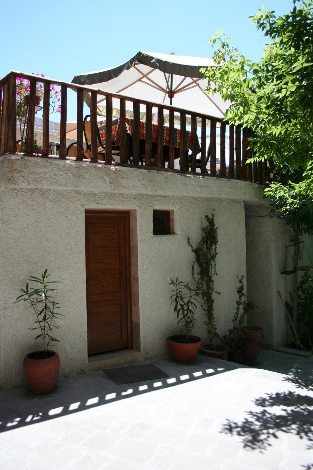 Anatolia Cave Hotel Pension Гьореме Екстериор снимка